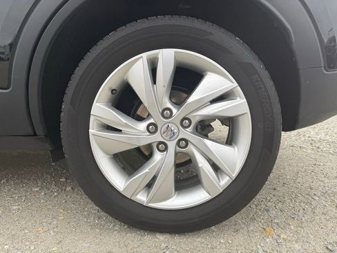 Used 2025 Buick Encore GX Preferred AWD/4WD image 15