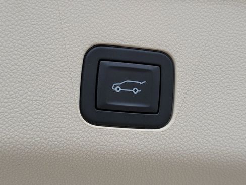 Used 2025 Cadillac Escalade Sport Platinum w/ LPO, Floor Liner Package image 8