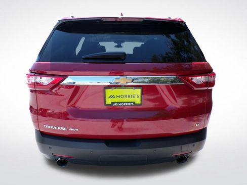 Used 2020 Chevrolet Traverse LT w/ Driver Confidence II Package AWD/4WD image 5