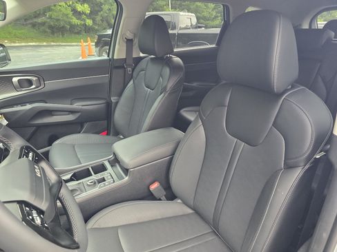 Used 2026 Kia Sorento S w/ S Panoramic Sunroof Package FWD image 13