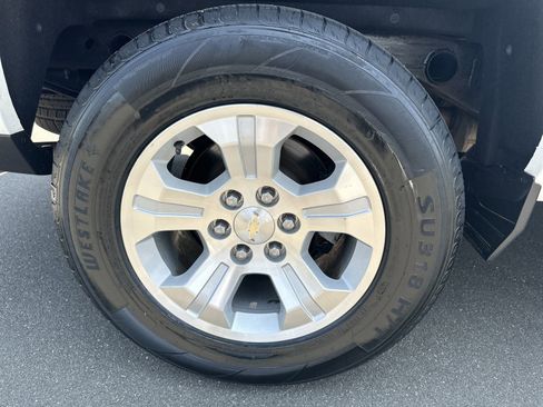 Used 2019 Chevrolet Silverado 1500 LT w/ All Star Edition image 35