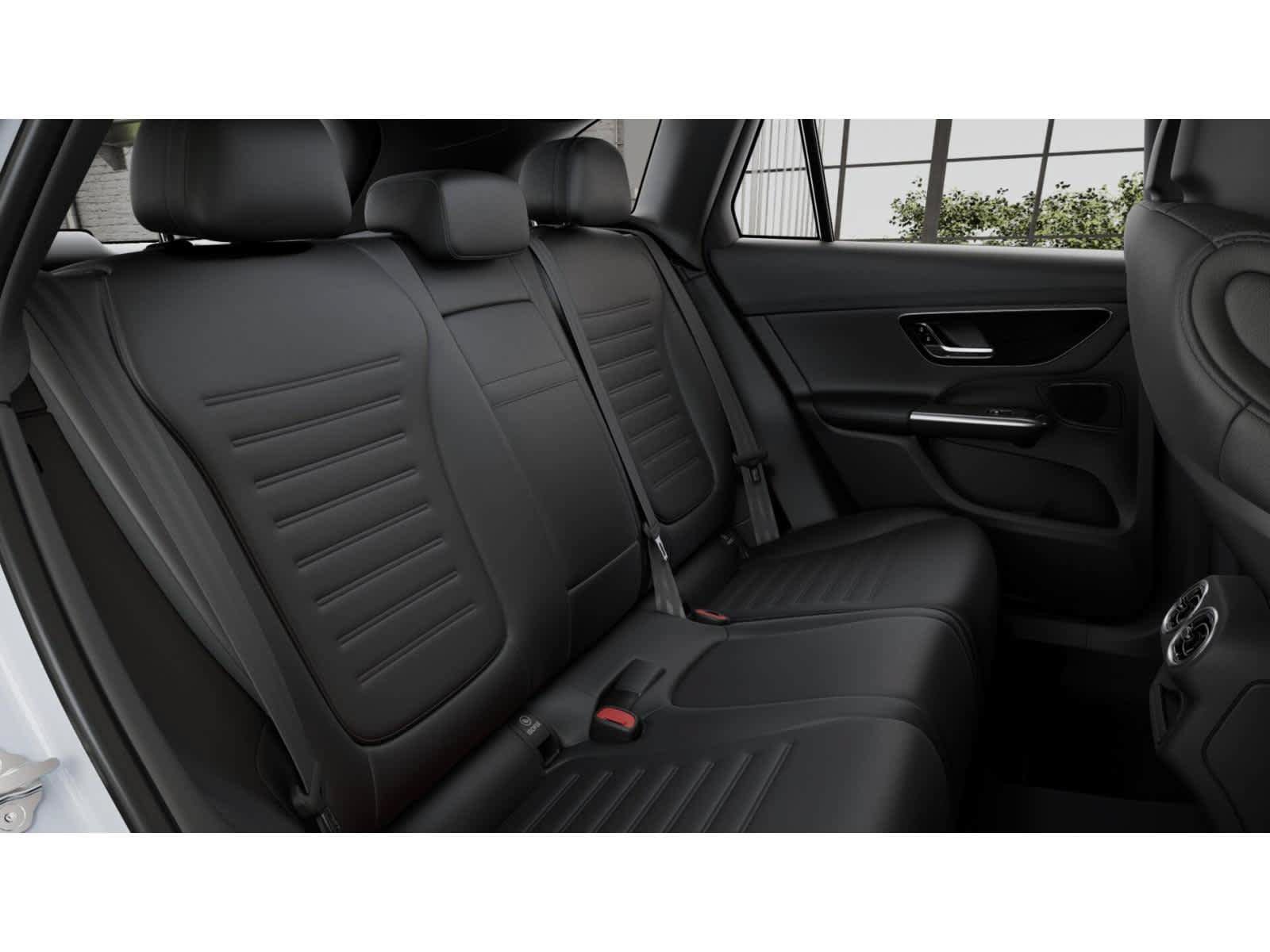 Certified 2025 Mercedes-Benz GLC 43 AMG 4MATIC image 6