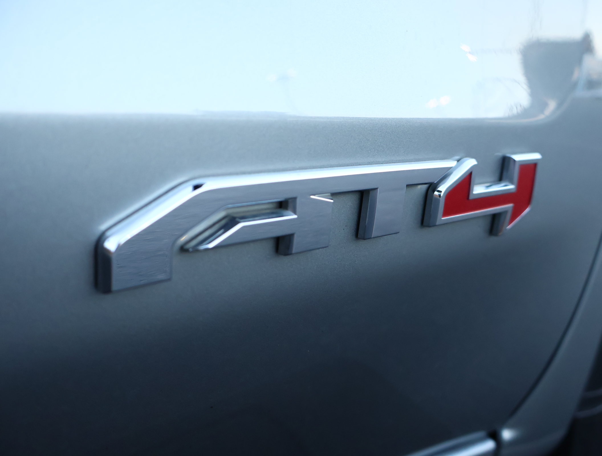 Used 2025 GMC Sierra 1500 AT4 w/ Technology Package AWD/4WD image 30