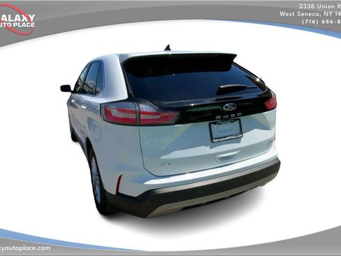 Used 2024 Ford Edge SEL AWD/4WD image 7
