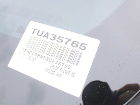 Used 2025 Ford Escape ST-Line w/ Tech Pack #1 AWD/4WD image 38
