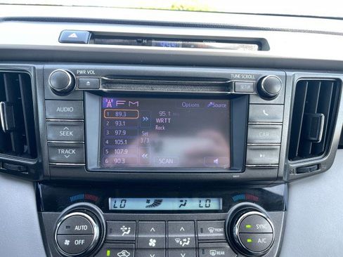 Used 2013 Toyota RAV4 XLE image 31