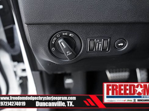 New 2023 Dodge Charger Scat Pack w/ Harman/Kardon Audio Group image 26