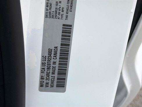 New 2026 Chrysler Pacifica Select w/ S Appearance Package FWD image 41