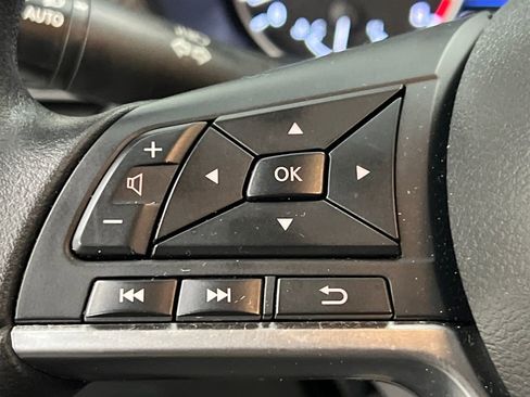 Used 2024 Nissan Sentra SV image 35