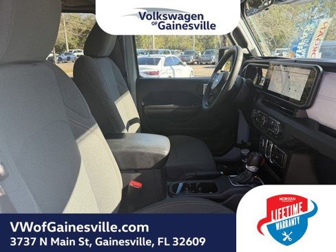 Used 2024 Jeep Wrangler Sport S image 8