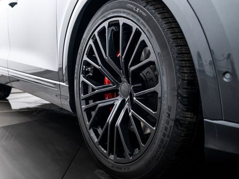 New 2026 Audi SQ8 Prestige image 20