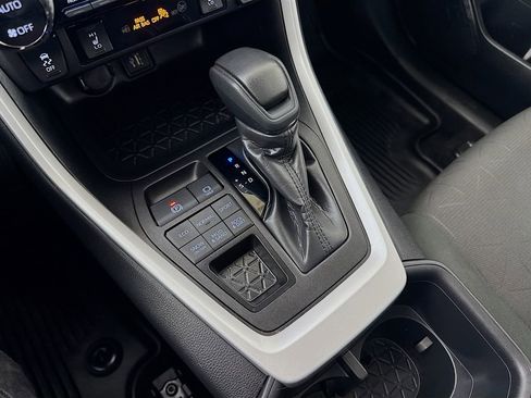 Certified 2024 Toyota RAV4 XLE w/ Convenience Package image 19