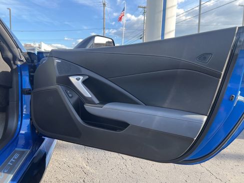 Used 2016 Chevrolet Corvette Z06 w/ Z07 Performance Package RWD image 62