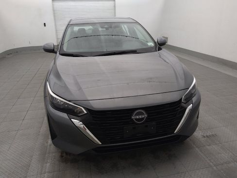 Used 2024 Nissan Sentra SV FWD image 14