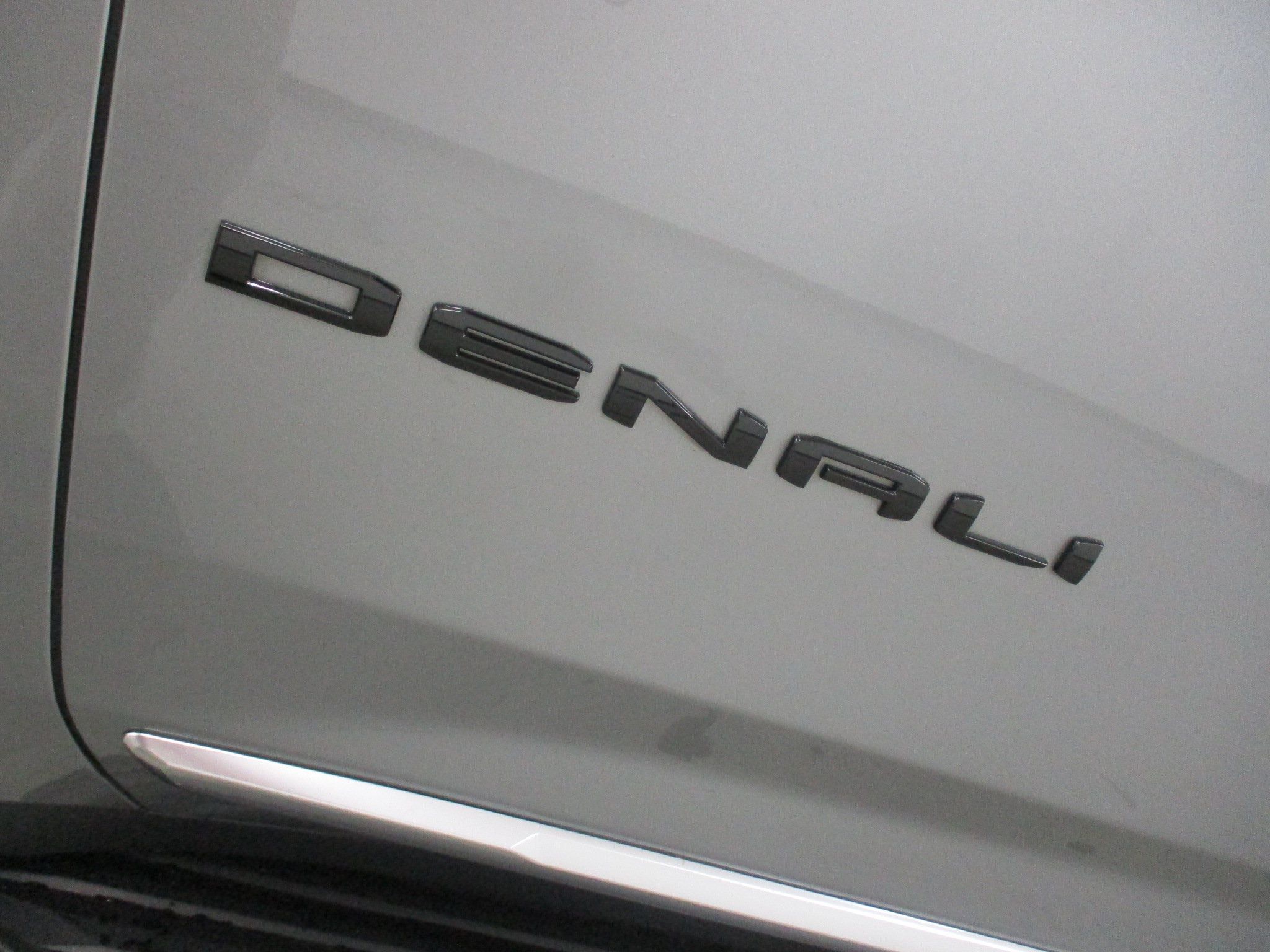 Certified 2023 GMC Yukon XL Denali AWD/4WD image 5