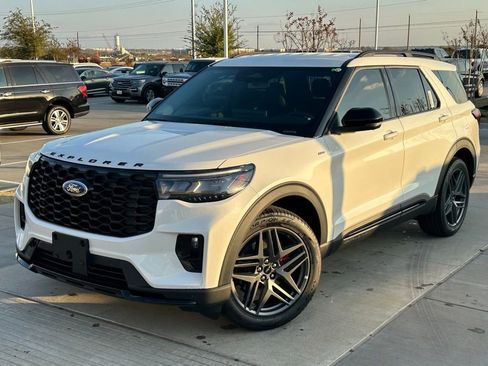 New 2026 Ford Explorer ST-Line w/ ST-Line Street Pack image 30