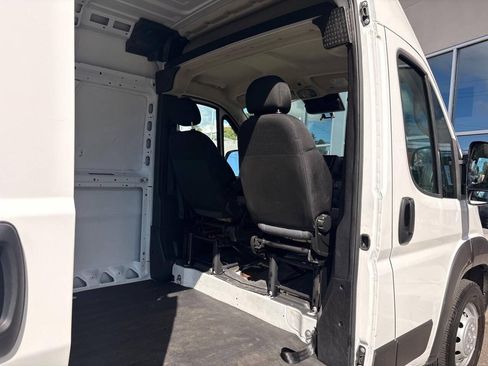 Used 2023 RAM ProMaster 2500 FWD image 15