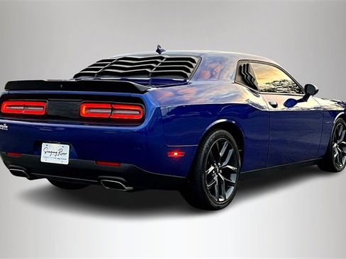 Used 2021 Dodge Challenger R/T w/ Plus Package image 4