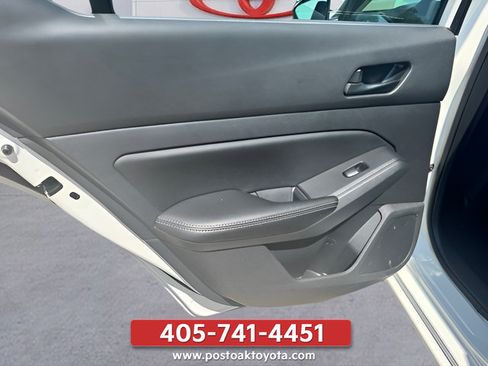 Used 2025 Nissan Altima 2.5 SV FWD image 23