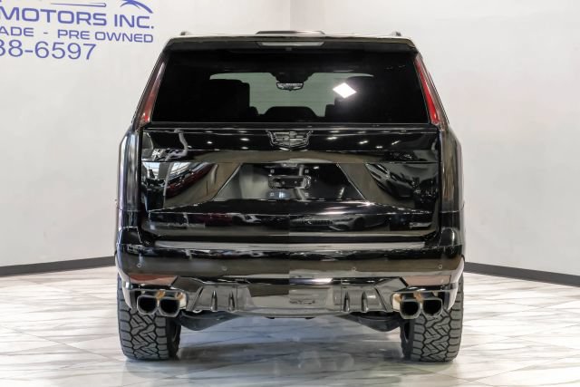 Used 2023 Cadillac Escalade V AWD/4WD image 15
