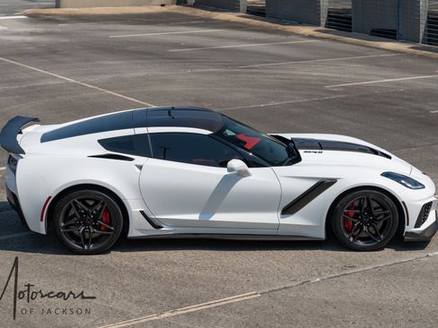 Used 2019 Chevrolet Corvette ZR1 image 5