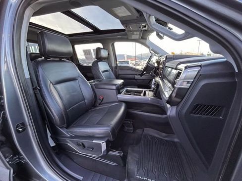 Used 2024 Ford F350 Lariat w/ Lariat Ultimate Package image 40