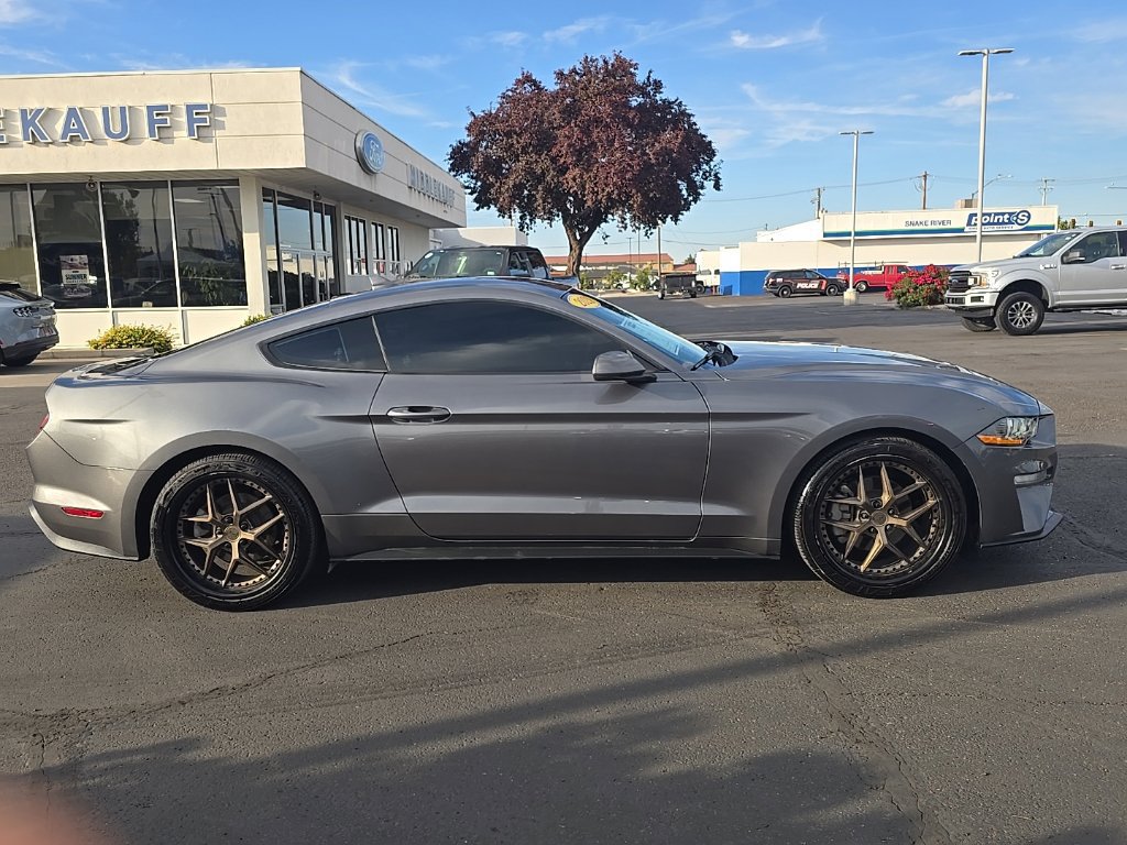 Used 2021 Ford Mustang Coupe RWD image 2