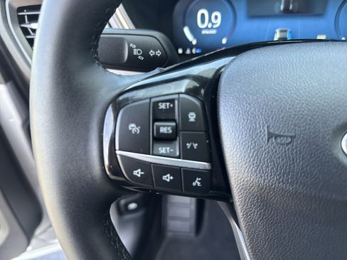 Used 2024 Ford Escape Platinum image 46