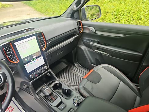 Used 2025 Ford Ranger Raptor AWD/4WD image 26