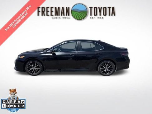 Used 2024 Toyota Camry SE w/ Cold Weather Package AWD/4WD image 1