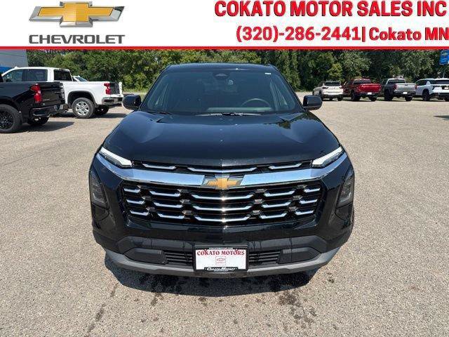 Used 2026 Chevrolet Equinox LT AWD/4WD image 2