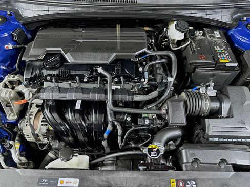 Used 2024 Hyundai Elantra SEL FWD image 33
