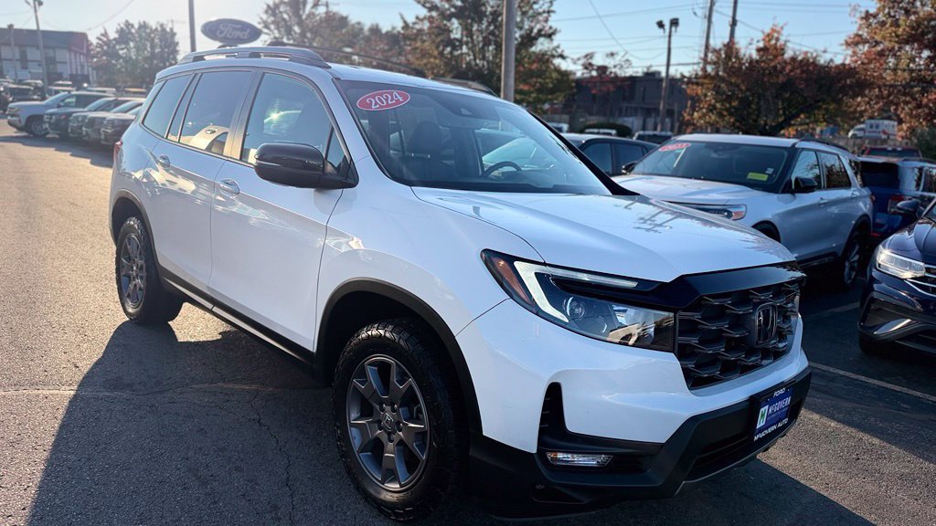 Used 2024 Honda Passport TrailSport image 10