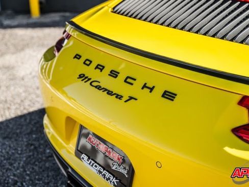 Used 2018 Porsche 911 Carrera T image 32