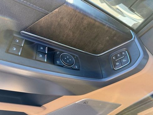 Used 2021 Ford F150 Lariat w/ Equipment Group 502A High image 11