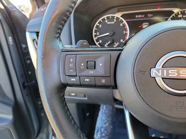 Used 2022 Nissan Rogue SL FWD image 23