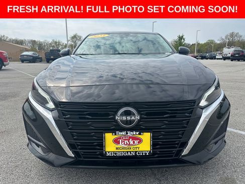 Used 2023 Nissan Altima 2.5 SL FWD image 8