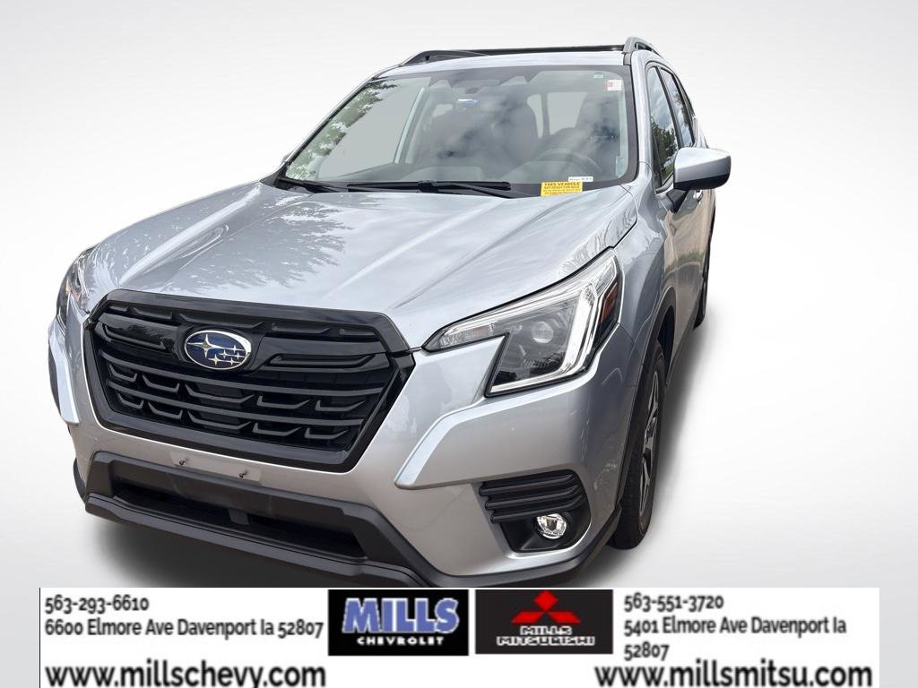 Used 2024 Subaru Forester Premium AWD/4WD image 1