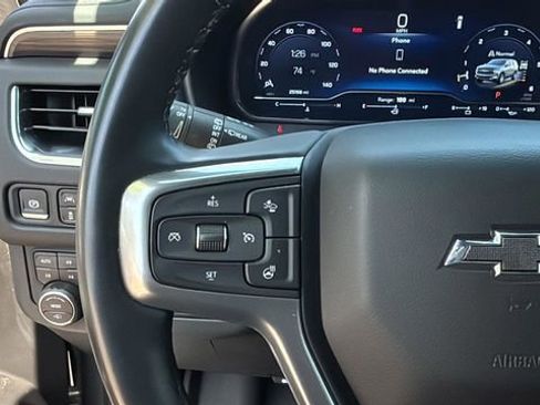 Used 2024 Chevrolet Tahoe Z71 w/ Z71 Off-Road Package AWD/4WD image 23