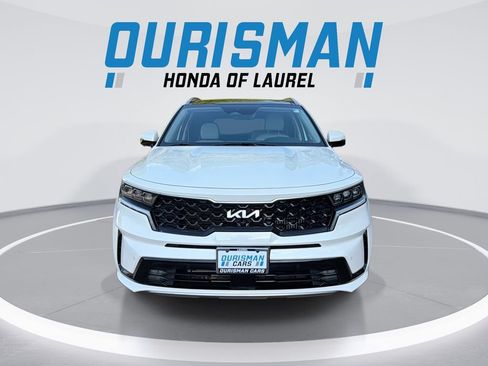 Used 2023 Kia Sorento SX Prestige w/ Panoramic Sunroof Package AWD/4WD image 3