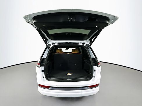 New 2026 Jeep Grand Cherokee L Summit AWD/4WD image 16