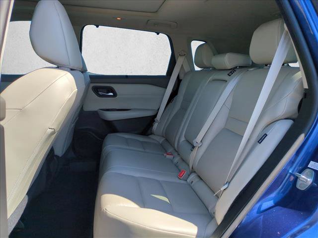 Used 2023 Nissan Rogue SV w/ SV Premium Package FWD image 19