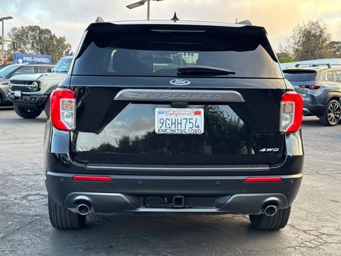 Used 2023 Ford Explorer XLT w/ Equipment Group 202A AWD/4WD image 9