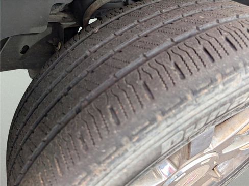 Used 2007 Cadillac Escalade AWD image 8