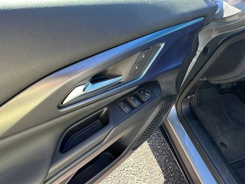 New 2026 Chevrolet Equinox EV LT image 12