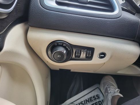 Used 2015 Chrysler 200 C w/ Navigation & Sound Group I FWD image 22