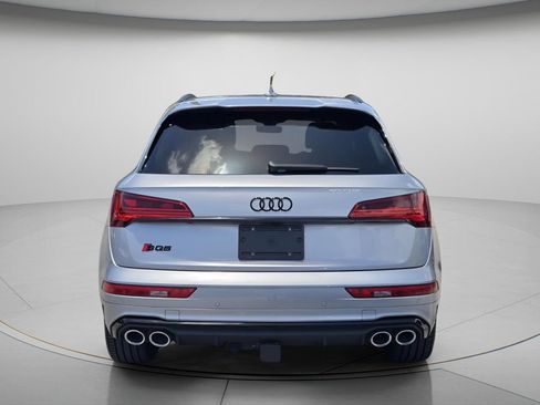 Used 2023 Audi SQ5 Prestige w/ Prestige Package AWD/4WD image 6