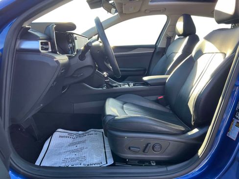 Used 2023 Kia K5 EX image 11