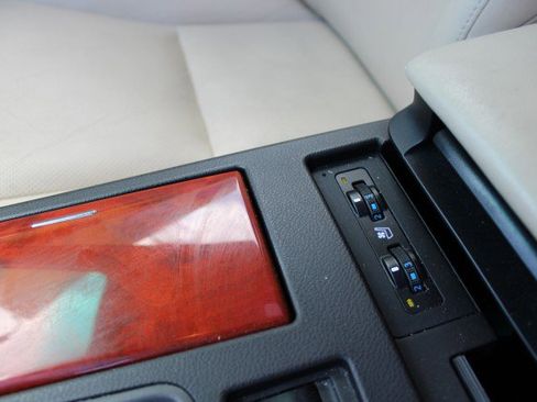 Used 2011 Lexus RX 350 Premium image 20