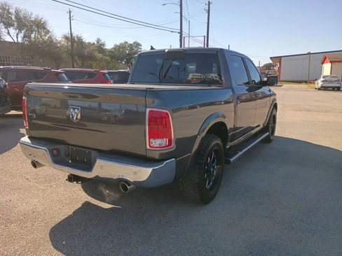 Used 2015 RAM 1500 Laramie w/ Convenience Group image 5